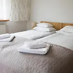 Noclegi Jaroszowice Gæstehus 3*