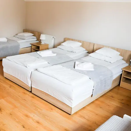 Gæstehus Noclegi Jaroszowice 3*