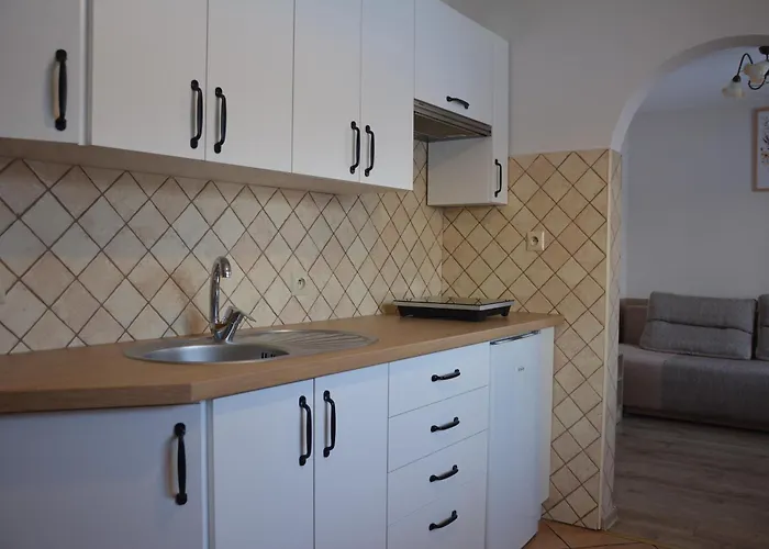 بيت ضيافة Noclegi Jaroszowice *