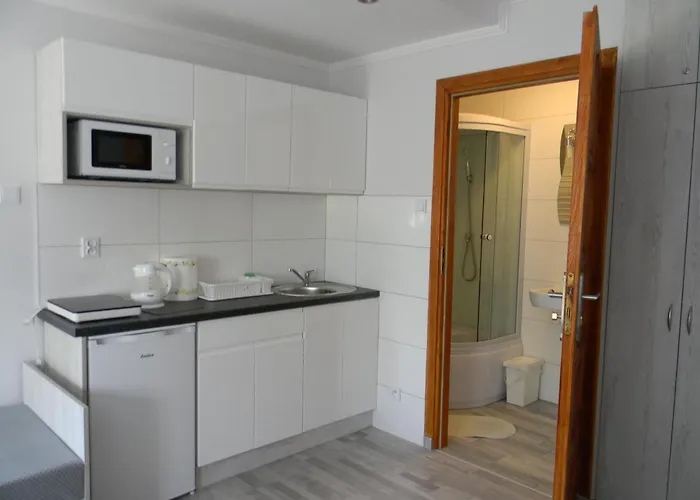 Noclegi Jaroszowice بيت ضيافة